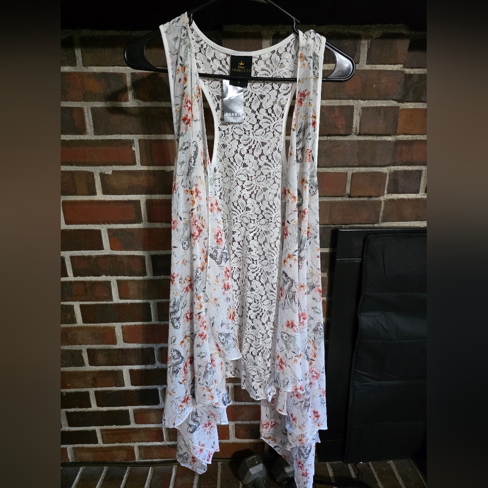Torrid White Floral Lace Disney Mulan Vest
